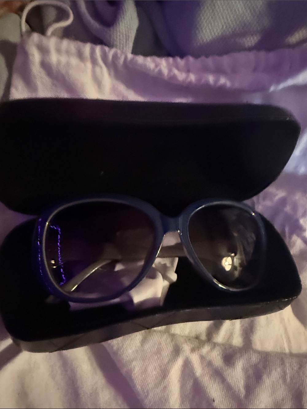 Chanel sunglasses - Picture 4 of 4